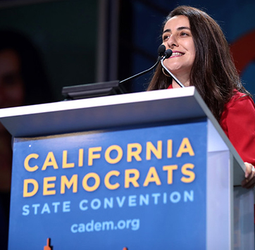 Assembly Member Monique Limon speaking with attendees at the 2019 California Democratic Party State Convention.