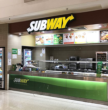 Image of Subway Restaurant.