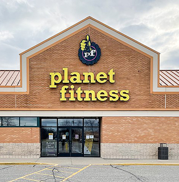 Exterior image of Planet Fitness gym.
