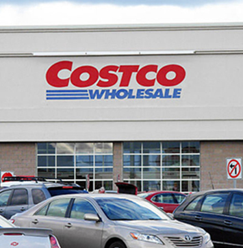 Image of Costco storefront.
